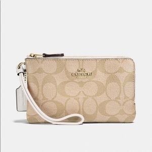 Coach Double Corner Zip Wristlet